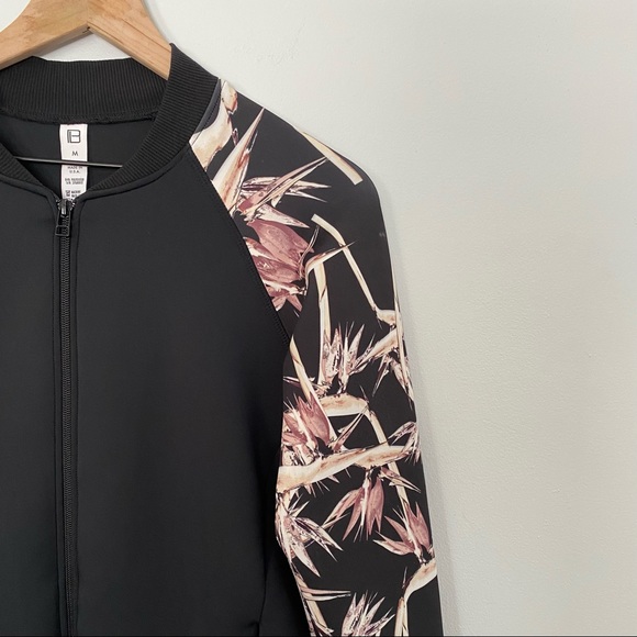 Body Language Full Zip Bomber Jacket Leaf Print M - Picture 3 of 7